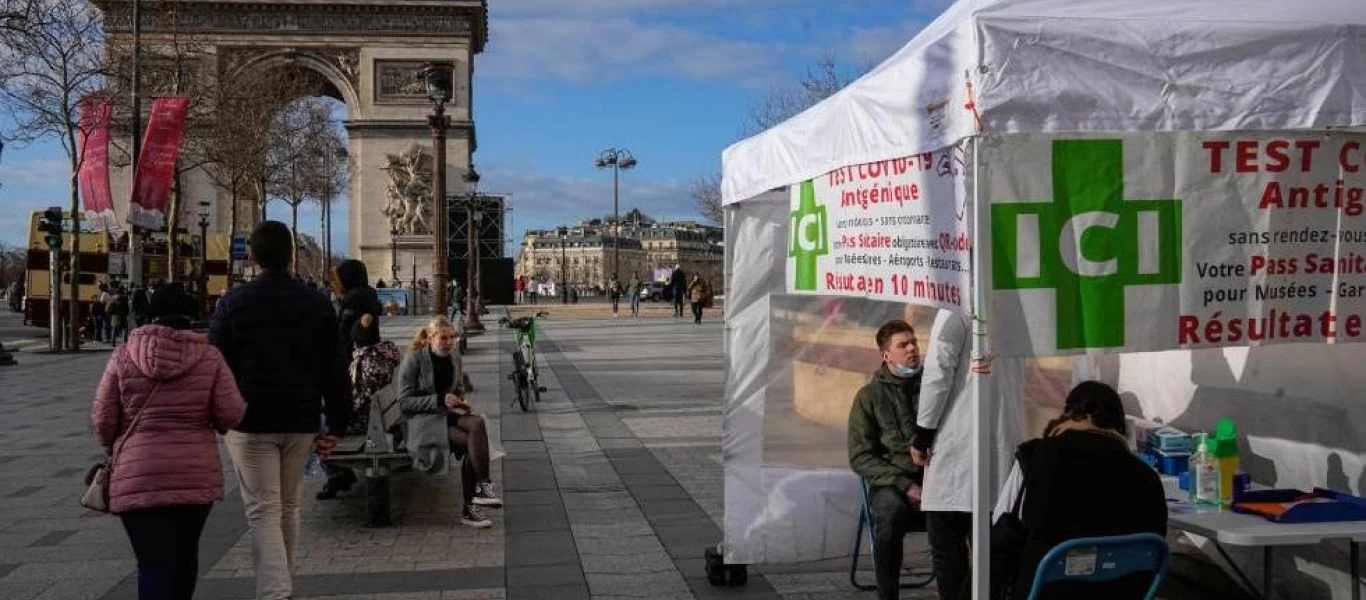 Γαλλία: Σταθερά πάνω από 30.000 τα κρούσματα για τρίτη ημέρα